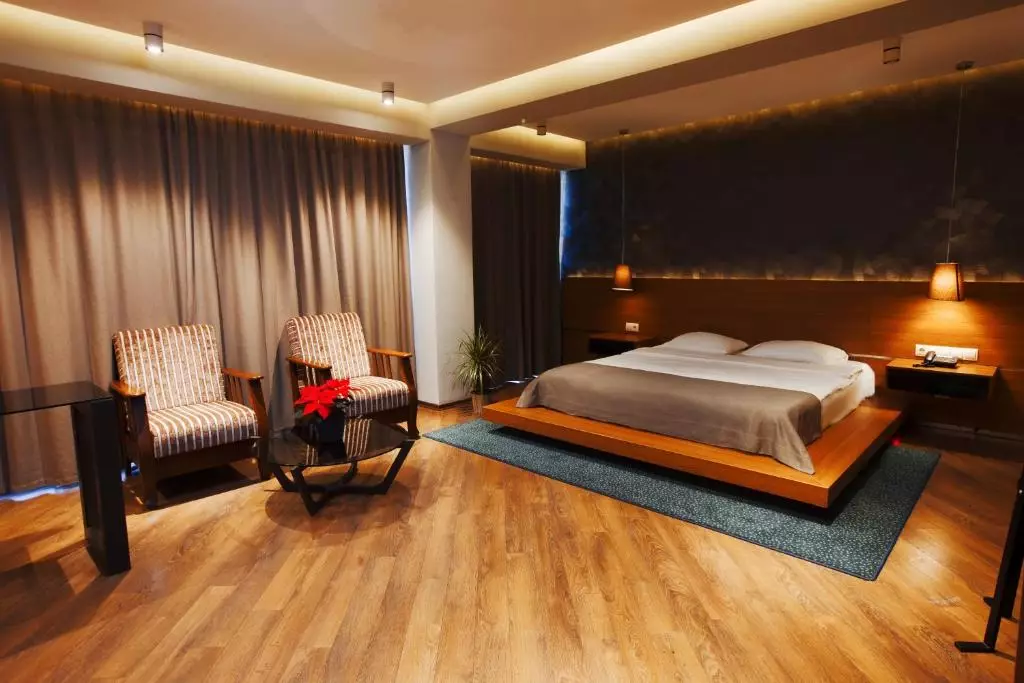 Golden Palace Hotel